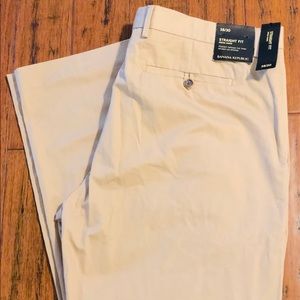 Men’s Banana Republic Straight Fit Chino
